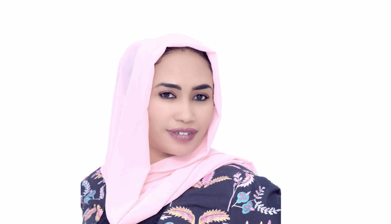 الكاتبة الصحفية والإعلامية سارة الطيب