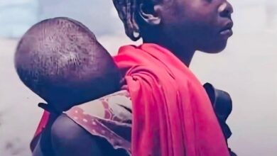 ليس ثقيلاً، إنه أخي