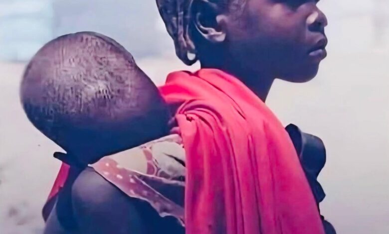 ليس ثقيلاً، إنه أخي